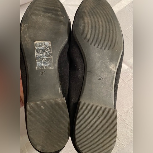 H&M Ballet Flats. Black Faux Suede with Black Elastic Back Women’s Size 8 - Picture 3 of 6